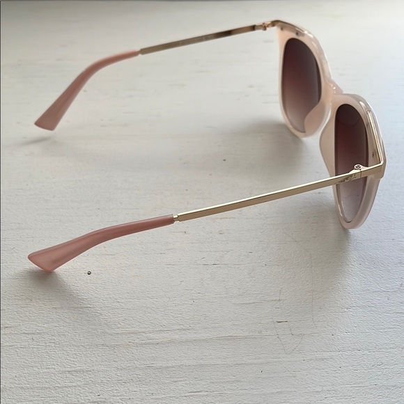 LUCKY BRAND NWOT Blush Gold Cardiff Sunglasses - Picture 7 of 9